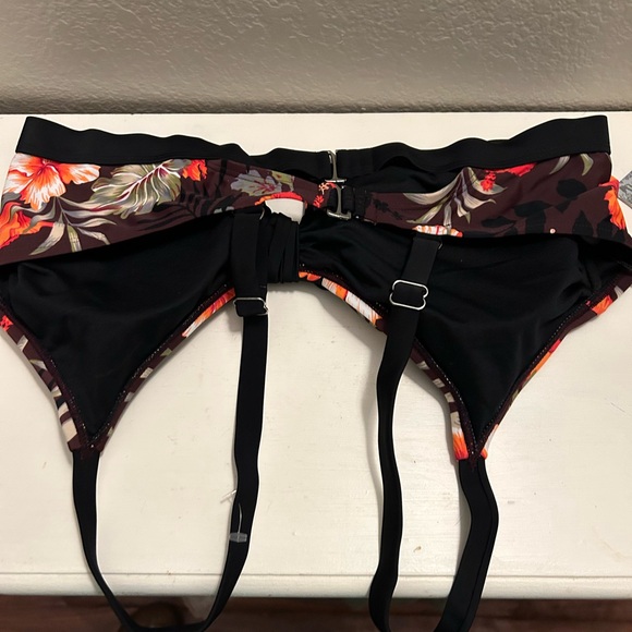 Swim suit top 18  NWT - Picture 5 of 10